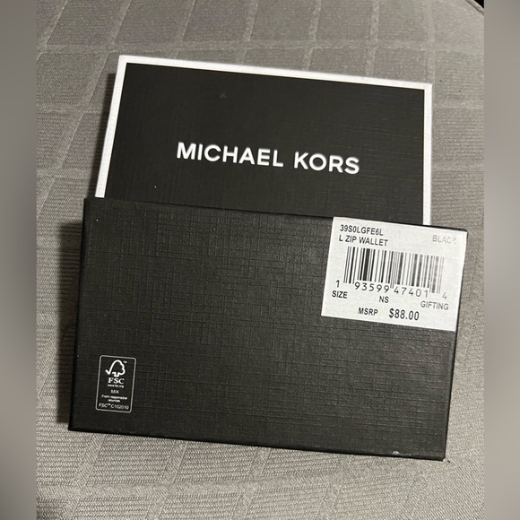 MICHAEL KORS Men's Leather Zip Wallet/black - Picture 2 of 9